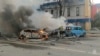 Pogođen automobil na jednoj od ulica u Belgorodu (Foto: Russia Emergency Situations Ministry telegram channel via AP)