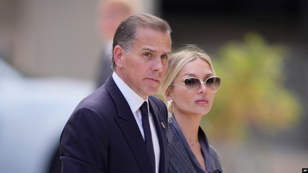 Hunter Biden arrives at federal court, with his wife Melissa Cohen Biden, June 3, 2024, in Wilmington, Delaware.