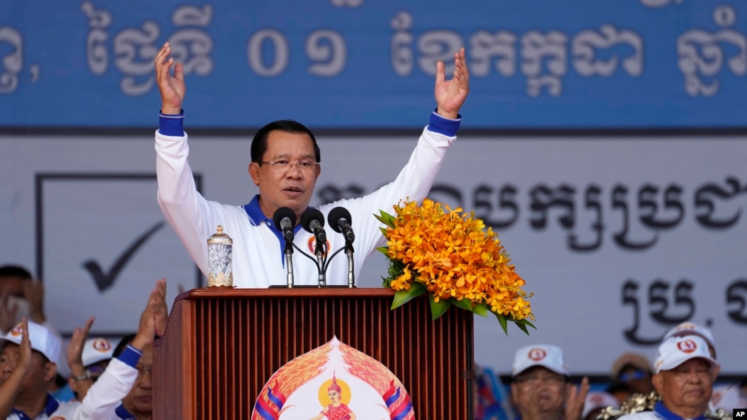 FILE - Cambodia Prime Minister Hun Sen delivers a speech during his party election campaign in Phnom Penh, July 1, 2023. The Cambodian government has ordered the blocking of media outlets' websites and social media accounts as the July 23 election nears.