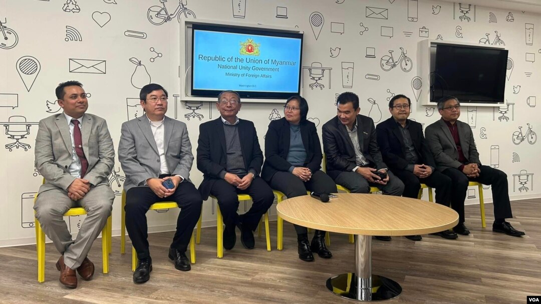  အမေရိကန်ပြည်ထောင်စု ဝါရှင်တန်ဒီစီမြို့တော်မှာရှိတဲ့ NUG နိုင်ငံခြားရေးရုံးမှာ NUG နိုင်ငံခြားရေးဝန်ကြီး အပါအဝင် ထိပ်တန်းတာဝန်ရှိသူတွေနဲ့ အမေရိကားရောက် မြန်မာနွယ်ဖွားတွေတွေ့ဆုံပွဲ (ဇန်နဝါရီ ၂၈၊ ၂၀၂၄)