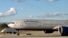 Một chiếc máy bay của hãng hàng không Nga Aeroflot cất cánh từ Sân bay quốc tế Los Angeles, Hoa Kỳ, vào ngày 22 tháng 2 năm 2022.