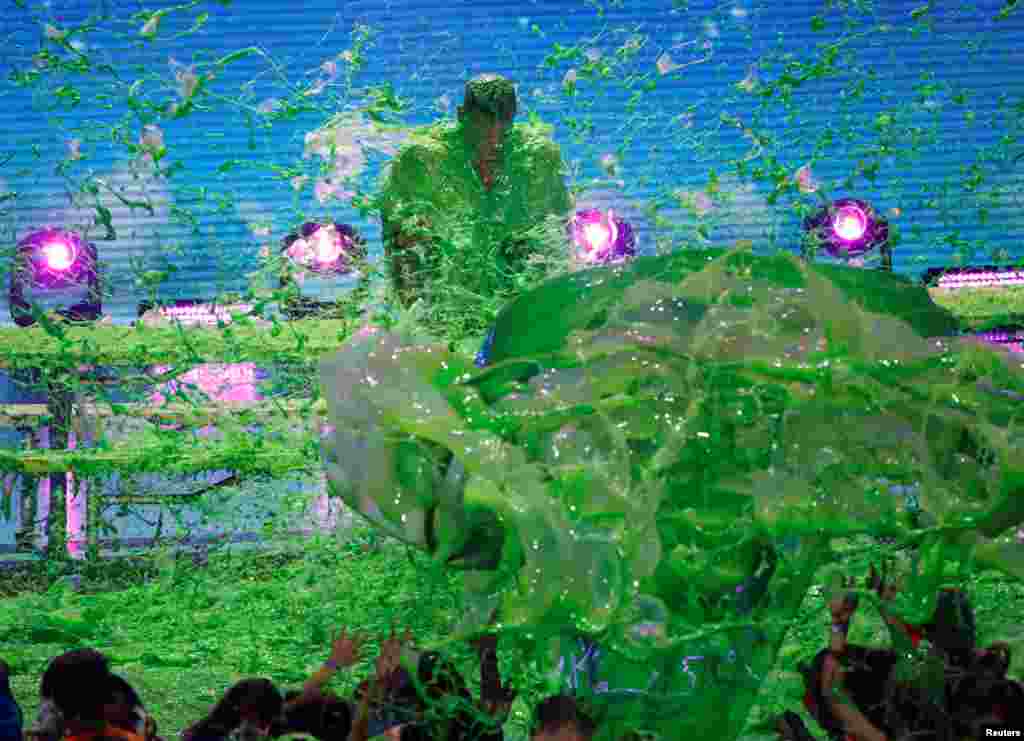 Host John Cena gets &quot;slimed&quot; at the 2018 Kids Choice Awards show in Inglewood, California, March 24, 2018.