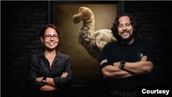 Dr. Beth Shapiro, molecular biologist on Colossal Biosciences' scientific advisory board, and Ben Lamm, co-founder and CEO of Colossal Biosciences. (Image courtesy of Colossal Biosciences)