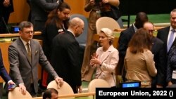 Президентка Єврокомісії Урсула фон дер Ляєн з українською делегацією на Генеральній асамблеї ООН в Нью-Йорку 20 вересня 2022 р.