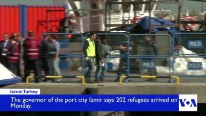 Refugees Arrive in Turkey from Lesbos