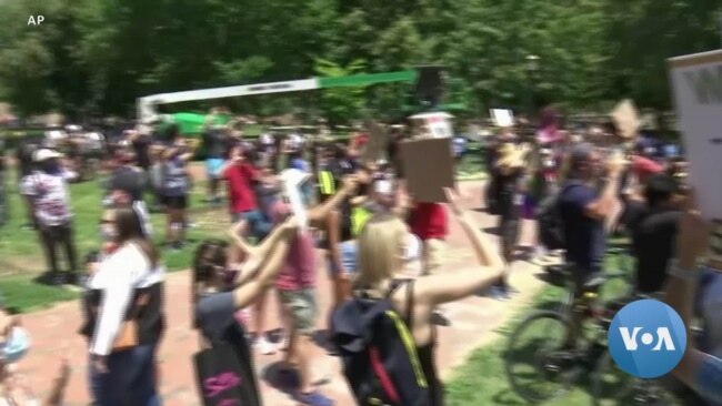 Washington Scrambles to Save White House Protest Art 