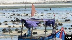 Tàu của ngư dân Việt ở đảo Lý Sơn, Quảng Ngãi