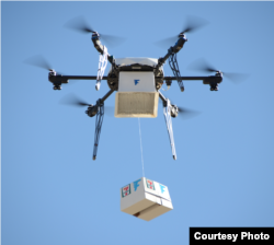 Дрон компанії Flirtey робить доставку в Неваді
