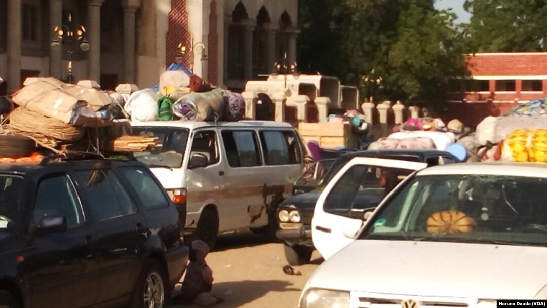 Fasinjoji da suka hasala sun kai koke wahen Shehun Borno