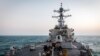 美国海军“约翰·麦凯恩号”导弹驱逐舰2021年2月5日在南中国海进行例行穿驶行动。（图片来源：美国海军第七舰队）