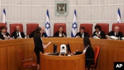 Sudije izraelskog Vrhovnog suda (Foto: Menahem Kahana/Pool Photo via AP)
