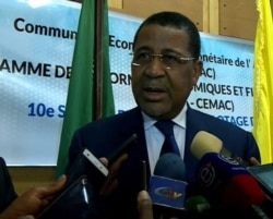 Daniel Ona Ondo, president of the CEMAC commission, talks with the media in Douala, Dec. 26, 2019. (Moki Edwin Kindzeka/VOA)