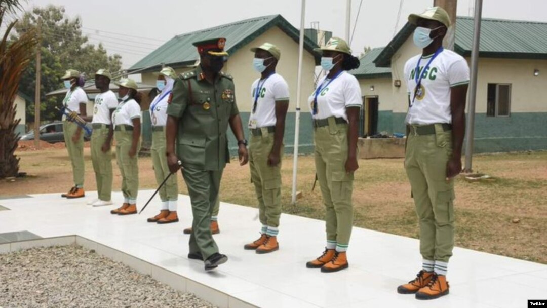 Masu yi wa kasa hidima (NYSC) (Twitter/ @officialnyscng)
