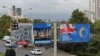 Передвиборчі білборди владної партії "Грузинська мрія", на одному з яких зображено зруйноване українське місто проти мирного грузинського, Тбілісі, 27 вересня 2024 року. (Фото: REUTERS/Іраклі Геденідзе)