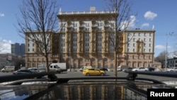 Архівне фото. Посольство США в Москві. REUTERS/Tatyana Makeyeva