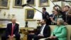 Президент США Дональд Трамп під час зустрічі з прем'єр-міністром Ірландії Міхалом Мартіном в Овальному кабінеті Білого дому. Вашингтон, США, 12 березня 2025 р. Фото: REUTERS/Evelyn Hockstein
