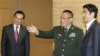 2007年中国驻日本大使王毅，国防部长曹刚川会见日本首相安倍晋三