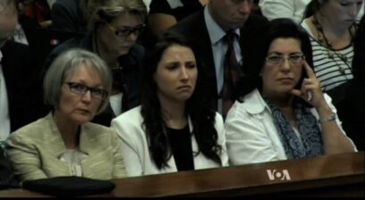Pistorius Breaks Down During Testimony