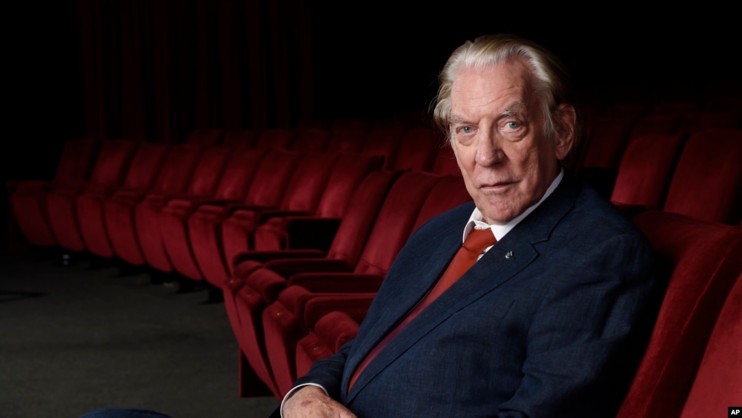 Obit Donald Sutherland