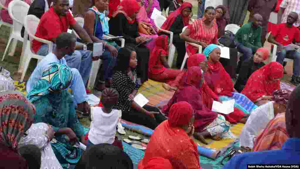 Matan kungiyar Musulmi ta FOMWAN reshen jihar Sokoto su na gangamin nuna bacin rai kan satar dalibai mata na Chibok. 