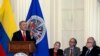 El presidente colombiano Iván Duque se dirige al Consejo Permanente de la Organización de Estados Americanos (OEA) durante una visita oficial a la sede del organismo en Washington, el 15 de febrero de 2019.