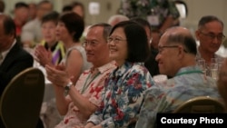 Tổng thống Thái Anh Văn gặp các kiều dân Đài Loan tại Hawaii ngày 28/10/2017.