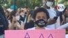 Las vidas negras importan, y aprende a ser justo, busca justicia y defiende al oprimido, dicen los carteles de estos manifestantes en Washington, D.C. el sábado 6 de junio de 2020.