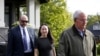 加拿大不列颠哥伦比亚省温哥华，华为首席财务官孟晚舟在私人保安的护卫下离开她的家（2019年5月8日）。