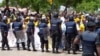 Há perigo de mais protestos e repressão em Angola