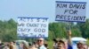 Supporters Rally for Jailed Kentucky Clerk