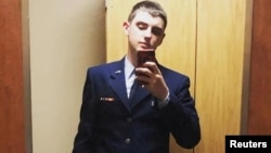 Джек Дуглас Тейшейра, 21-річний військовослужбовець Національної гвардії США, який був заарештований ФБР за ймовірну причетність до витоку секретних документів в інтернеті. Веб-сайт соціальних мереж/через Reuters