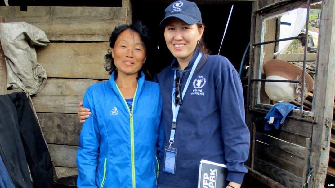 세계식량계획(WFP) 관계자들이 북한 함경북도 연사군 수해지역을 방문하고 비상구호품 지원 상황을 점검했다. (자료사진)