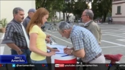Tiranë, vazhdon protesta për teatrin