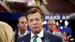 Манафорт був змушений піти з посади менеджера кампанії Трампа через звинувачення, пов’язані з роботою в Україні