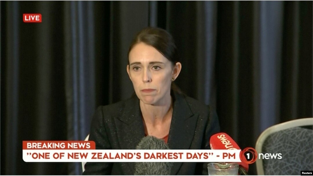Yeni Zelanda Başbakanı Jacinda Ardern saldırının ardından basın toplantısı düzenledi