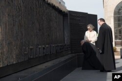 Пам'ятник Голодомору, Вашингтон, США