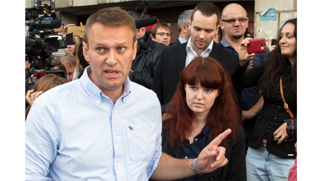 Aleksey Navalniy va so'zlovchisi Kira Yarmish