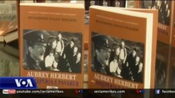 Tiranë, nderohet humanisti britanik Herbert
