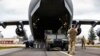 Військові США почали прибувати до Європи 