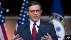 "Я запропонував попередній план щодо заходів із вирішення питань від Ізраїлю до України, до Індо-Тихоокеанського регіону", - заявив спікер Палати представників США Майк Джонсон. Фото: AP/J. Scott Applewhite