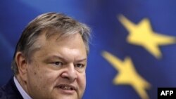 Bộ trưởng Tài chính Hy Lạp Venizelos nói rằng thỏa thuận này sẽ giúp Hy Lạp có đủ điều kiện để nhận 1 kế hoạch cứu nguy mới