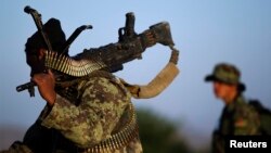 مقام‌های افغان می‌گویند که ده‌ها جنگجوی داعش و طالب در ننگرهار از پا در آمده اند