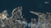 Супутникове фото: дим із штабу ВМС Росії, після удару ЗСУ. PLANET LABS PBC/Handout via REUTERS