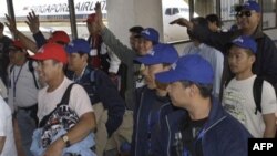 Người nước ngoài rời khỏi Libya