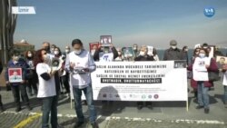 Sağlık Çalışanları Ölen Arkadaşlarını Andı