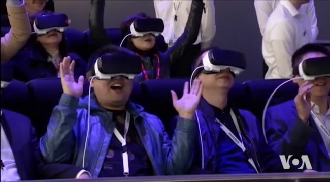 Virtual Reality Goggles May Become the Next Must-Have