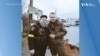 Зварив борщ біонічною рукою, щоб допустили назад на фронт. Відео