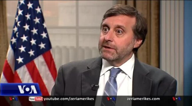 Palmer: Krijimi i qeverisë, sfida e tanishme për Kosovën