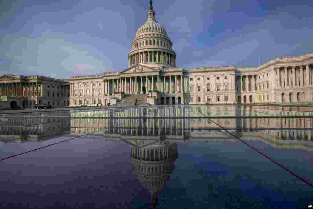 The Capitol is seen in Washington as White House officials plan to meet with the Republican and Democratic leaders of both chambers to discuss the budget.